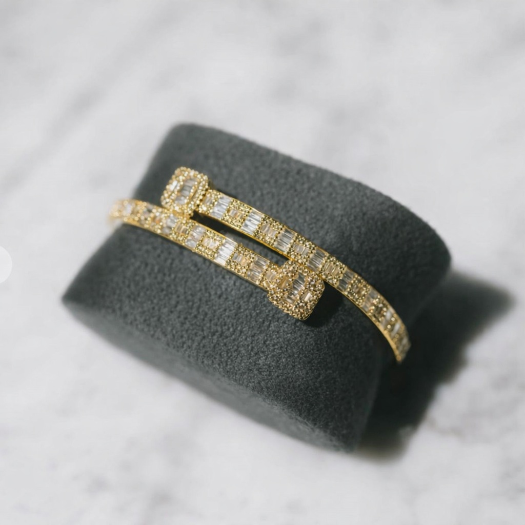 Baguette Bracelet (Gold) image 1