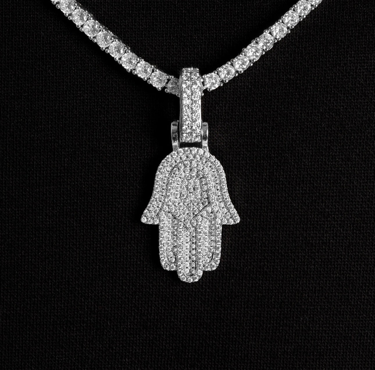 Hamza Pendant (White Gold)