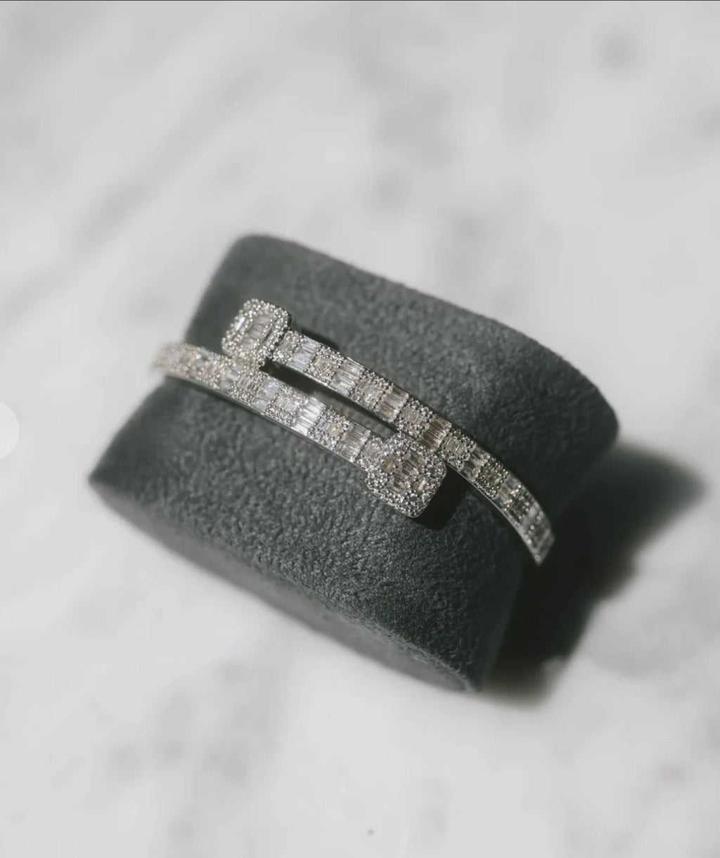 Baguette Bracelet (White Gold) image 1